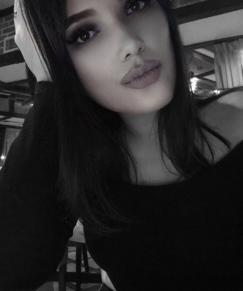 Живу в Москве, так что легко можем встретиться и испытать настоящую страсть вместе. 🌃💋
У меня много возможностей для нашего удовольствия: классический секс, оральные ласки, массаж, стриптиз и многое другое. Я открыта к экспериментам и готова исполнить твои самые сокровенные фантазии. 💦💫
Мои клиенты говорят о моем профессионализме и таланте в обращении с мужчинами. Мои услуги всегда оставляют приятное послевкусие и желание возвращаться снова и снова. Мои фото настоящие - убедись сам! 📷❤️
Так что, если ты ищешь незабываемый опыт с красивой и опытной девушкой, не сомневайся в своем выборе. Я готова стать твоей воплощенной фантазией и подарить тебе океан удовольствия. Отправь мне сообщение и давай сделаем нашу встречу особенной! 💫💕 2145, 34 года