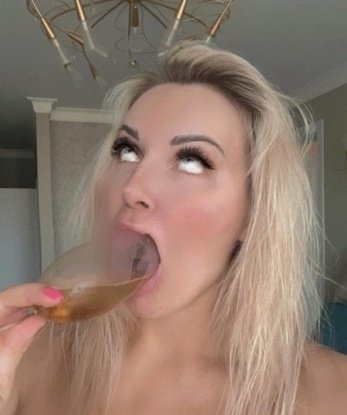 Женственная и загадочная красавица приглашает в гости джентльмена для приятного времяпрепровождения. Отдохнем вдвоем и погрузимся в мир страсти и удовлетворения. 9621, 28 лет